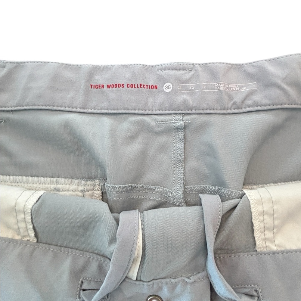 Tiger Woods Collection Golf Shorts Size 38 Light Blue Performance